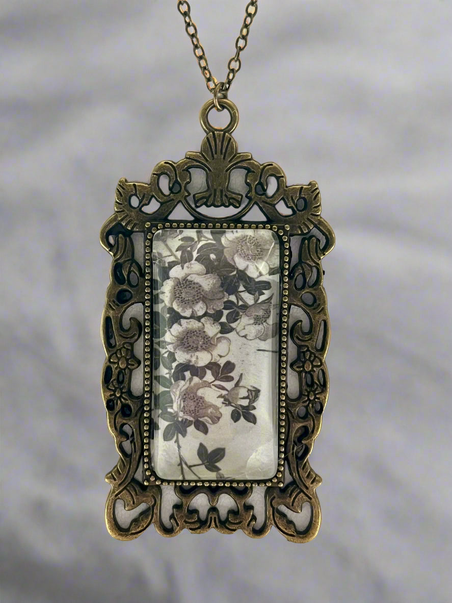 Vintage Floral Pendant Necklace