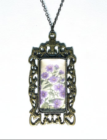 Vintage Floral Pendant Necklace
