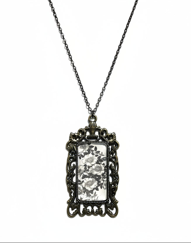 Vintage Floral Pendant Necklace