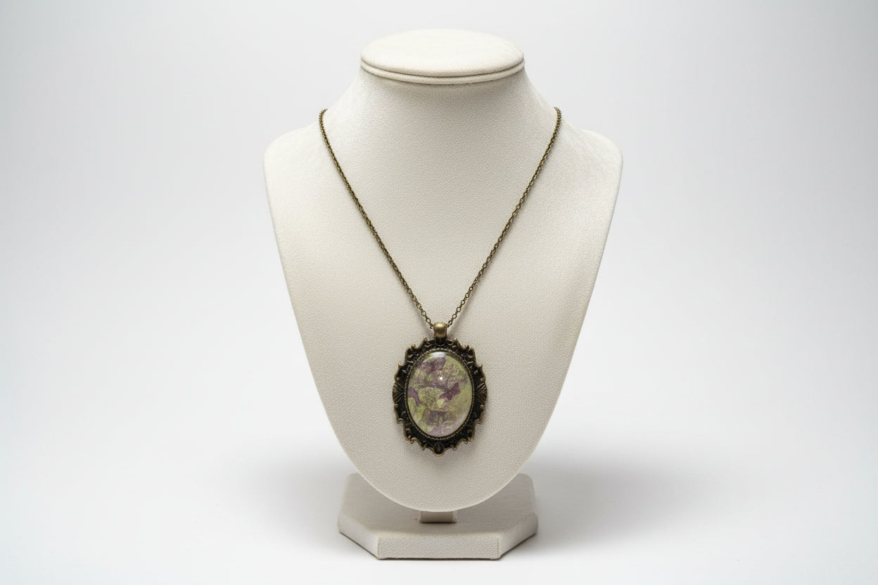 Vintage Floral Pendant Necklace